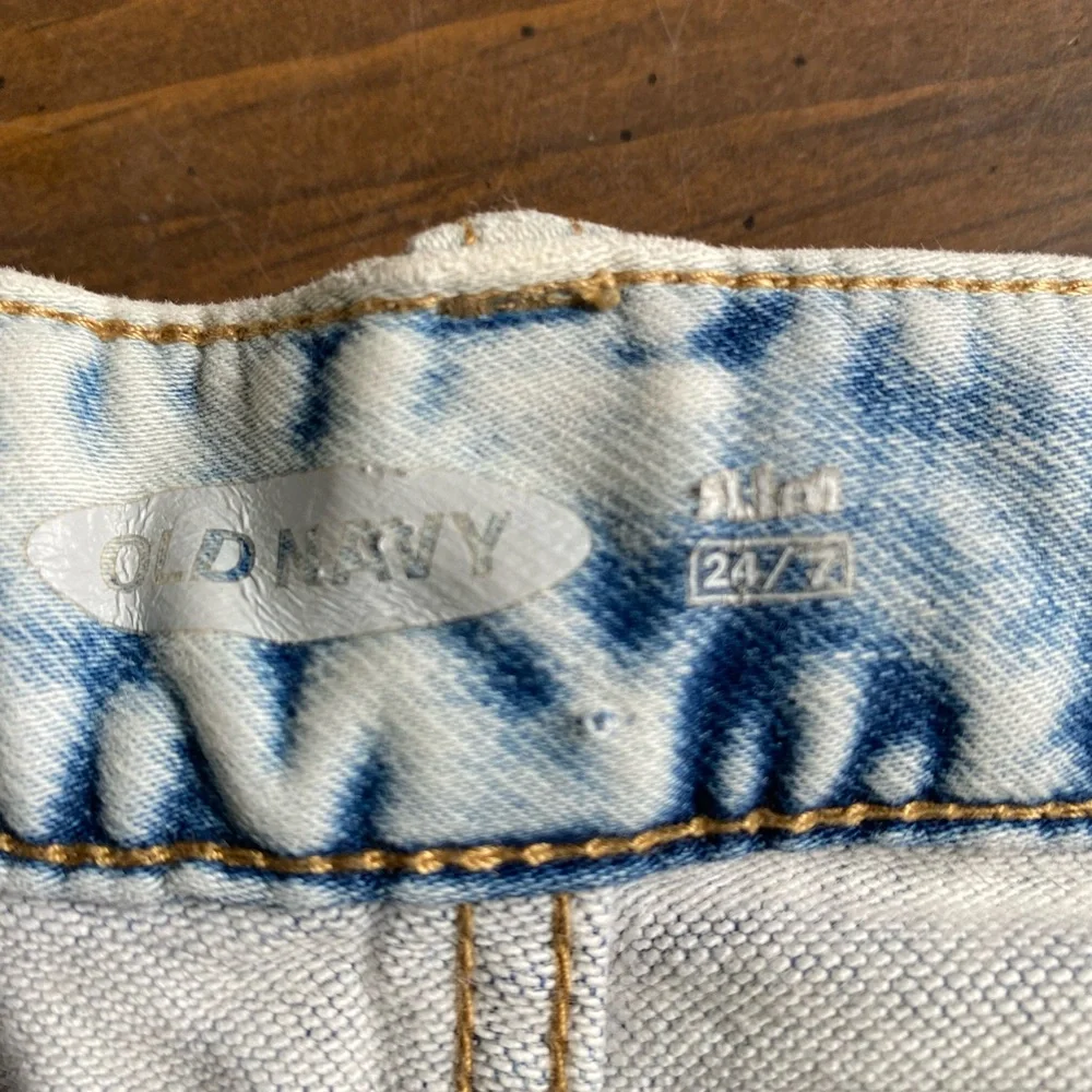 Old Navy Light Blue Jean Shorts for Men Size 32 Cut Offs Distressed Light‎ Wash